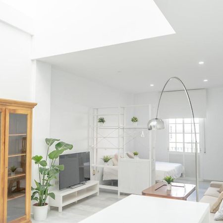 Apartamento Loft Súper Luminoso En El Centro Del Puerto De Santa María. Exterior foto